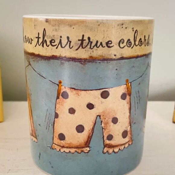 Girlfriends Show Their True Colors Coffee Mug Cup Dan DiPaolo 2005 Lang Wash Day - Picture 3 of 7